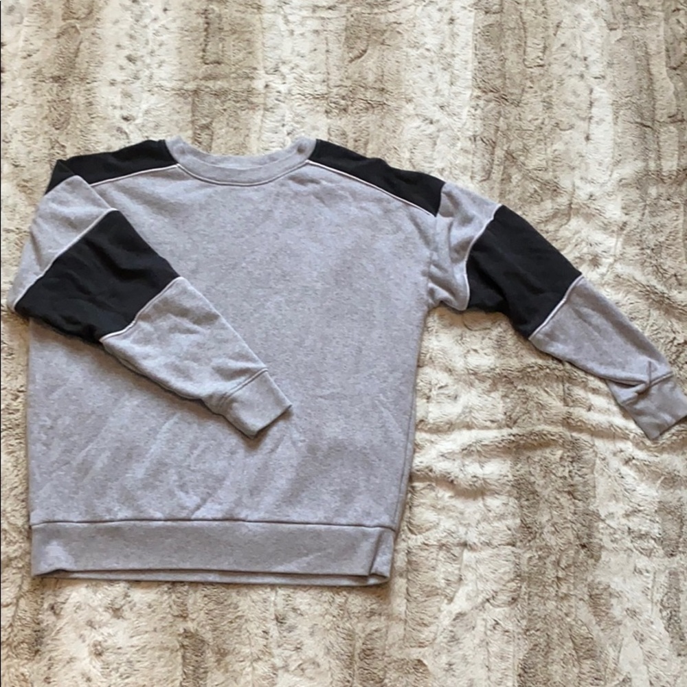 Women’s Grey Crew-Neck Sweater